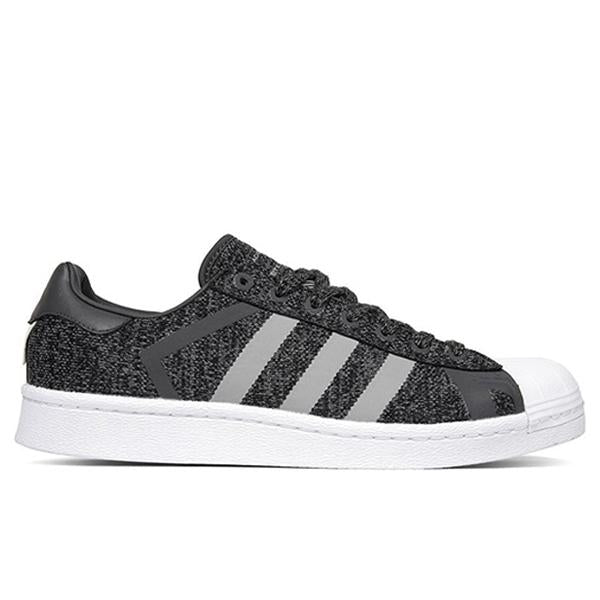 Originals x White Mountaineering Superstar - Core Black/Grey – Feature
