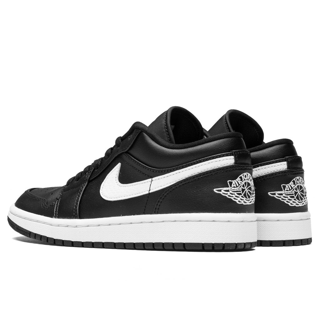 Women's Air Jordan 1 Low - Black/White â Feature