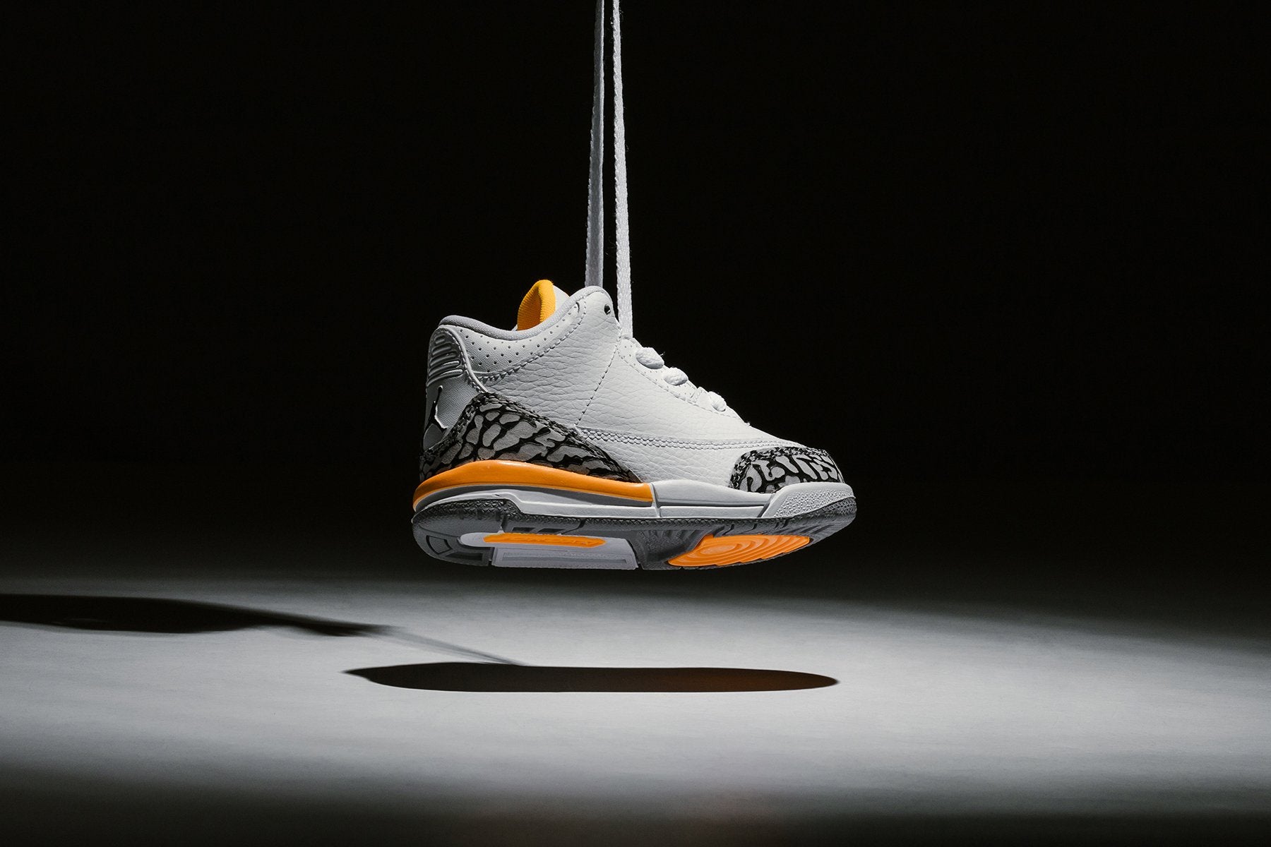 Air Jordan 3 Retro 'Laser Orange