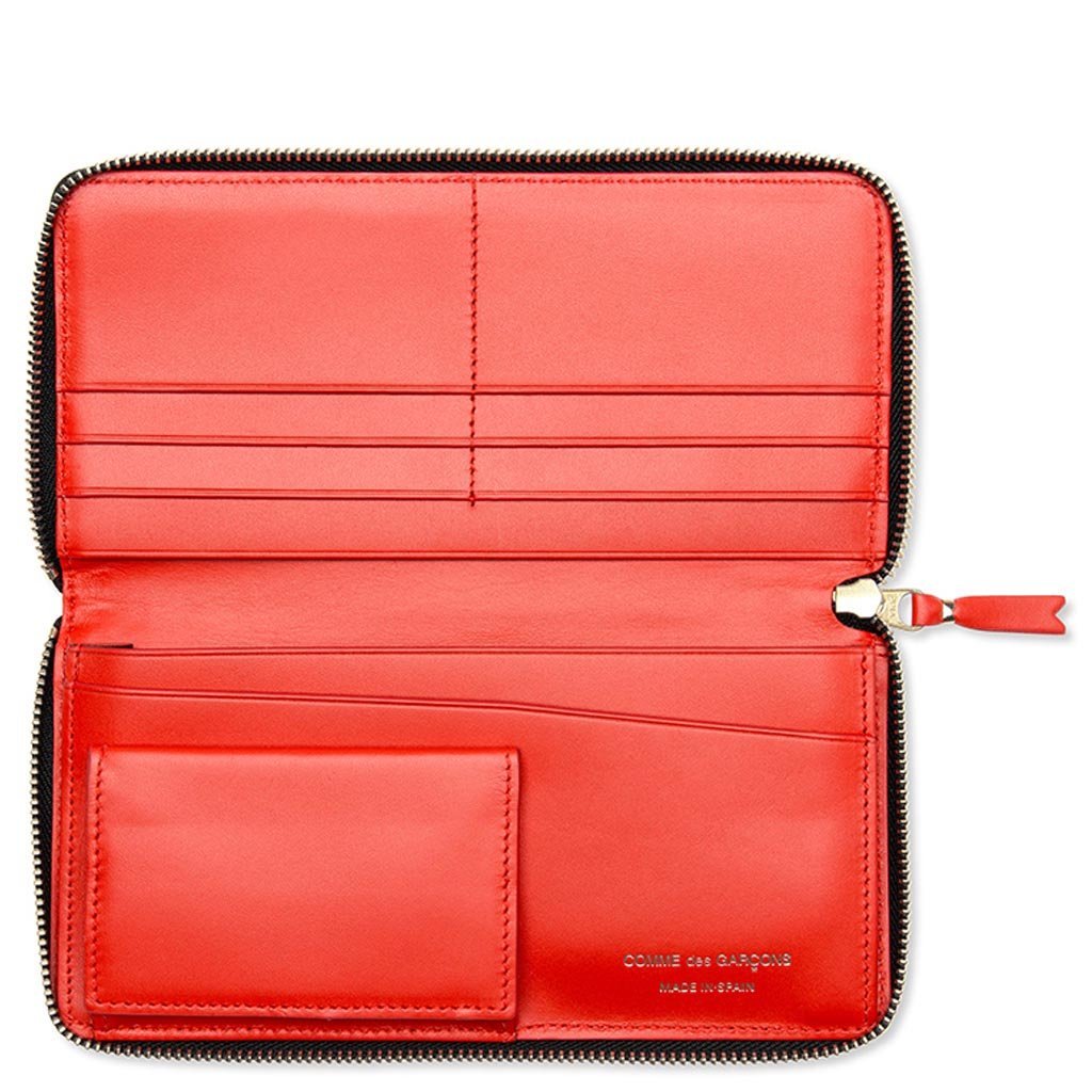 Comme des Garcons SA0110 Huge Logo Leather Wallet - Red – Feature