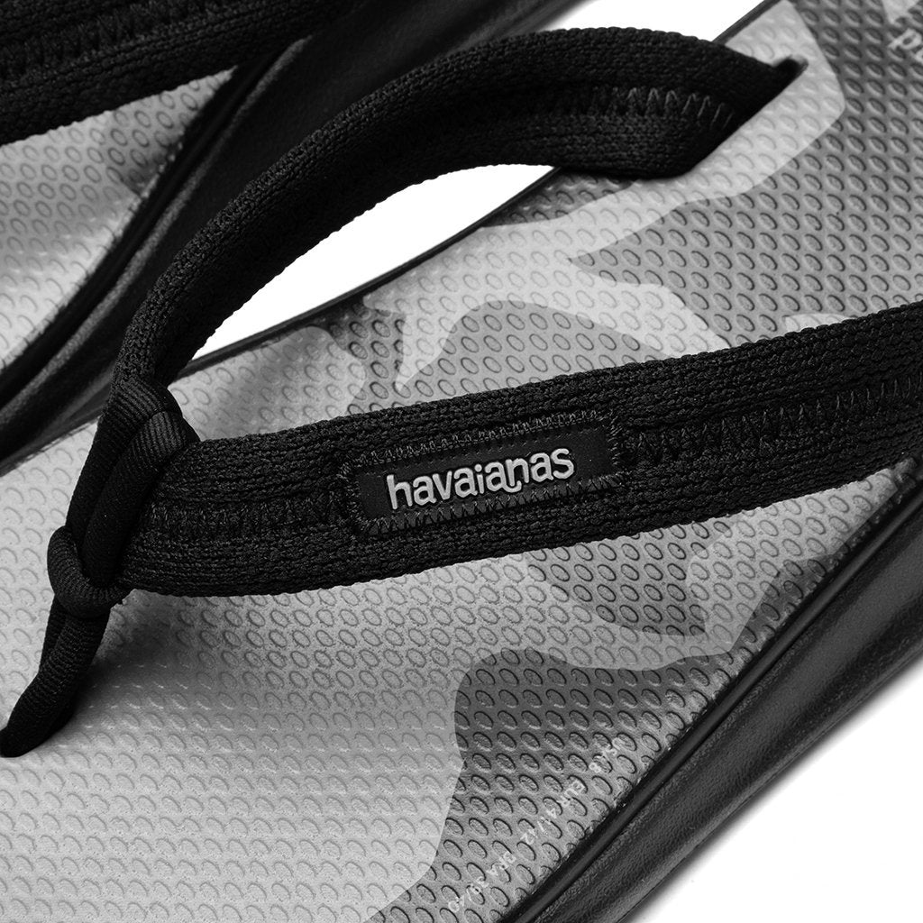 Havaianas x Tradi Zori Sandal Black Feature