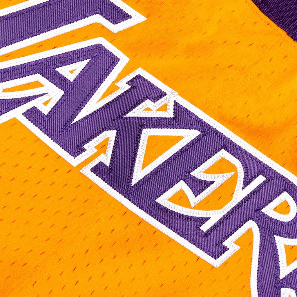 Los Angeles Lakers 1996-97 Home Shorts - Yellow/Purple