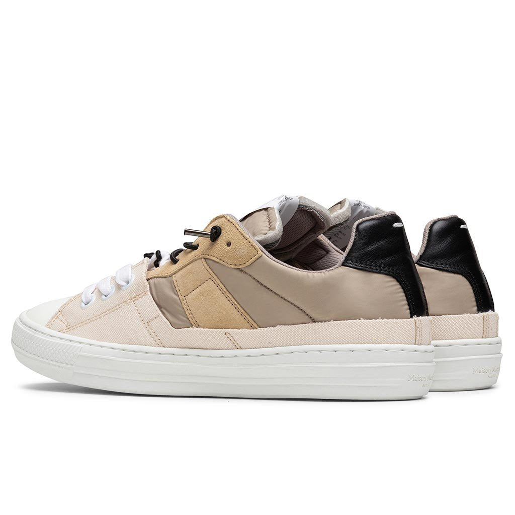 Evolution Shoe - Ecru/Beige/Nero – Feature