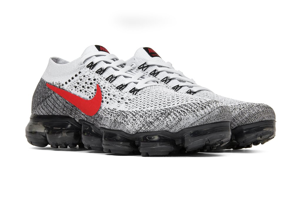 Nike air vapormax platinum red black Clearance