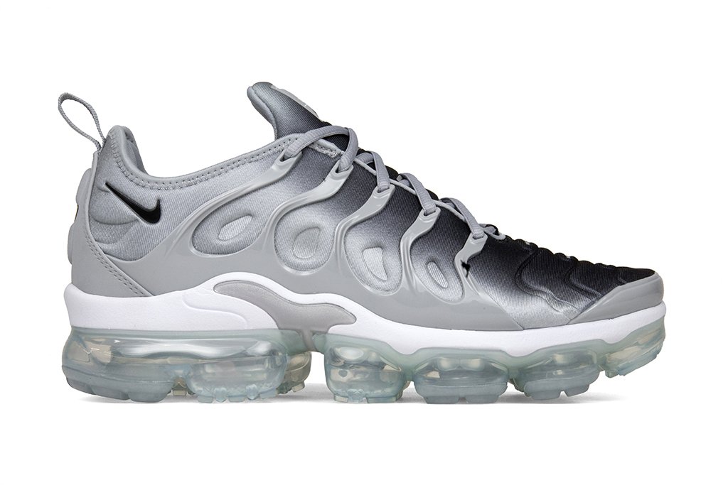 Air VaporMax Plus - Wolf Grey/Black-White Feature Air VaporMax Plus - Wolf Grey/Black-White Feature