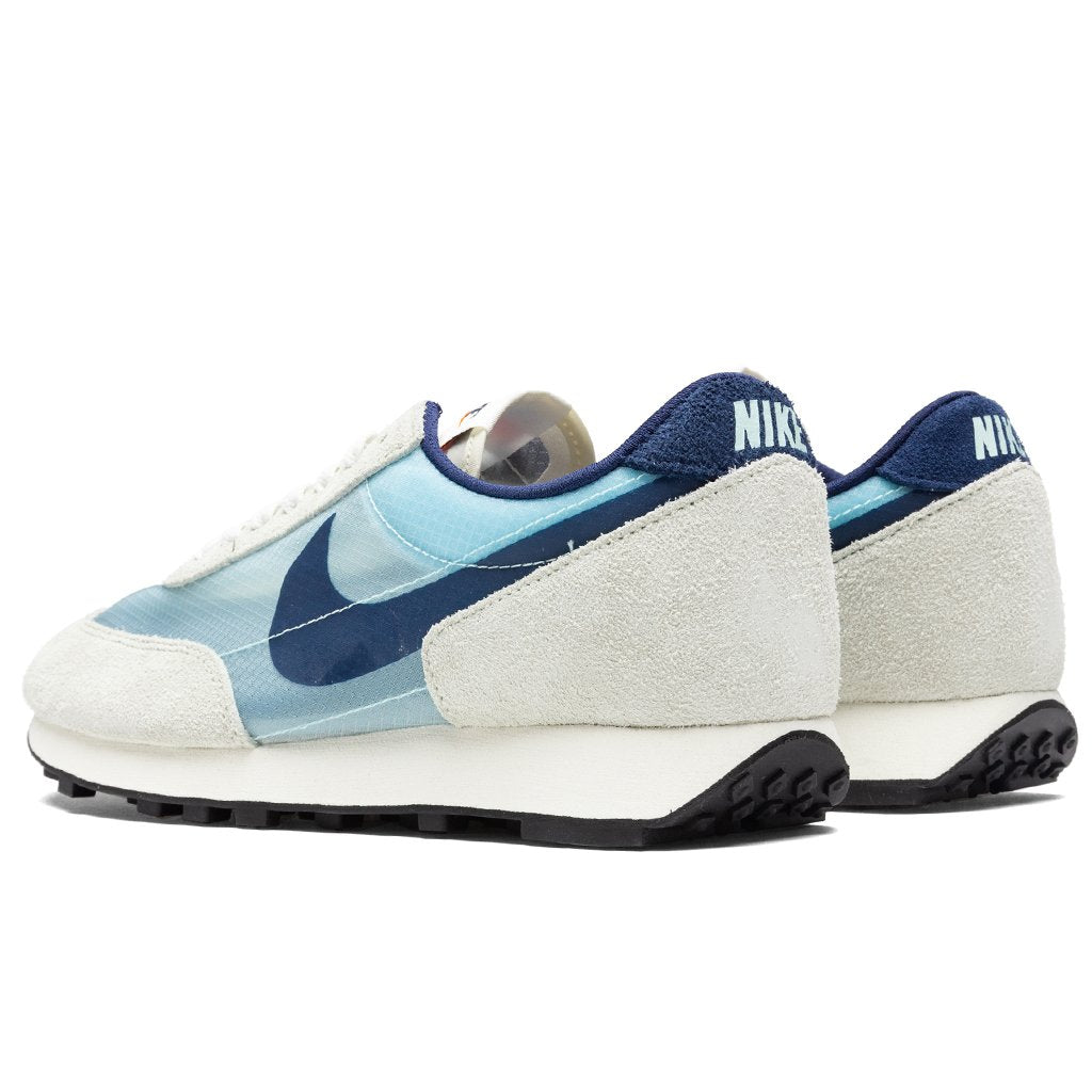 Daybreak SP - Teal Tint/Midnight Navy â Feature