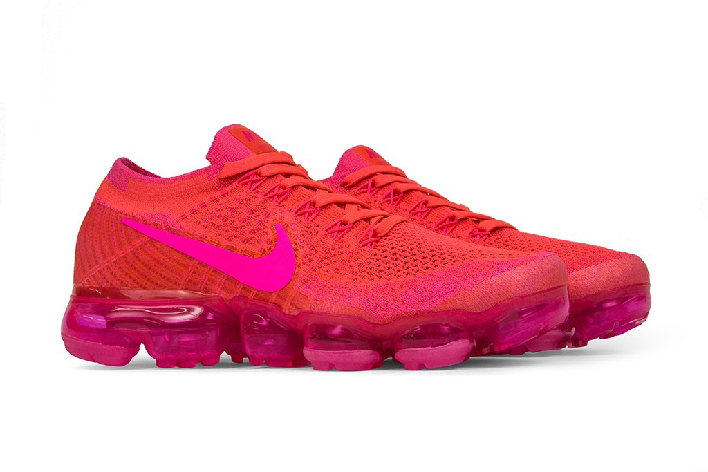 Women's Air VaporMax Flyknit - Hyper Punch/Black â Feature