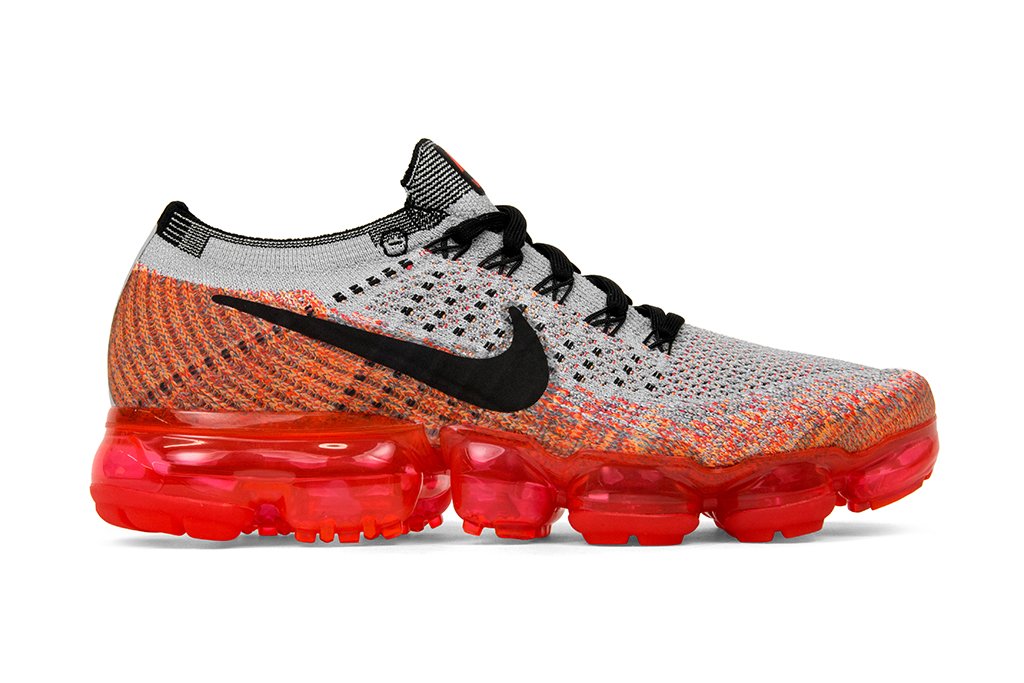 Women's Air VaporMax Flyknit - Wolf Grey/Black/Crimson â Feature
