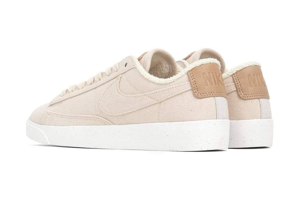nike blazer low lx pale ivory
