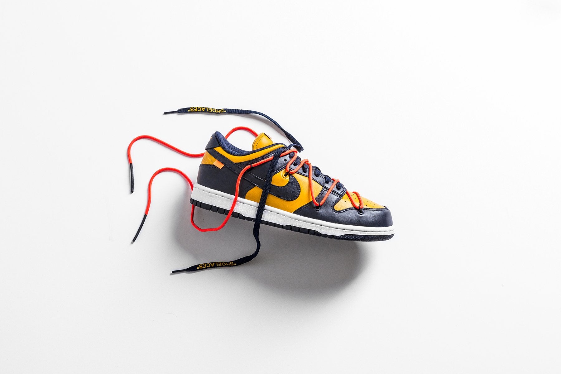 Nike x Off-White Dunk Low - University Gold/Midnight Navy â Feature