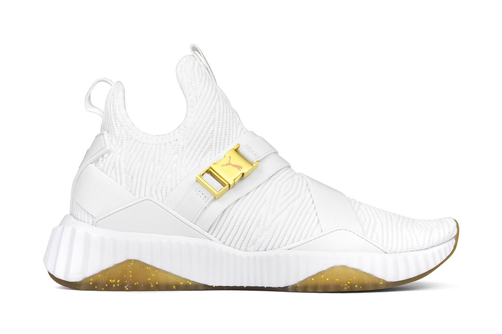 Women's Defy Mid Varsity - White â Feature