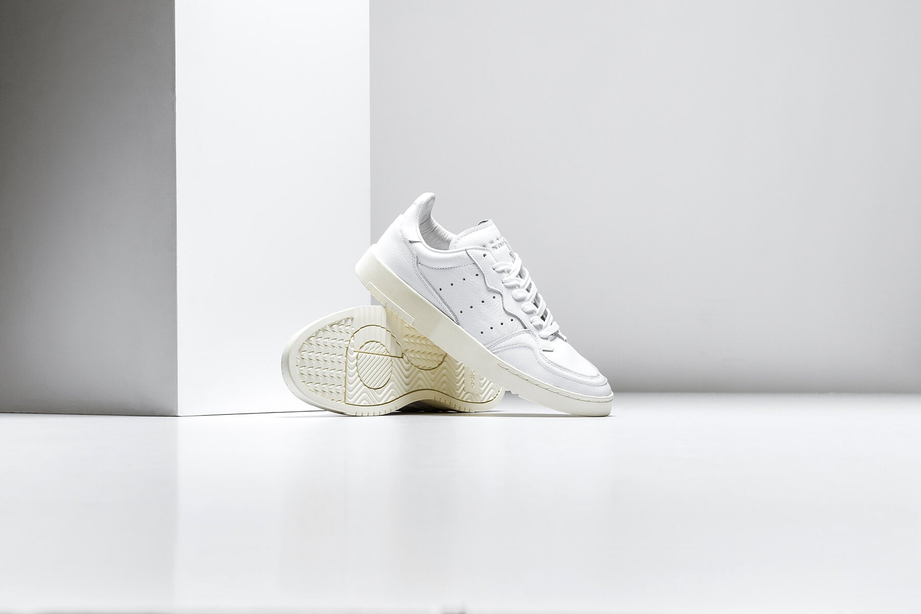 Adidas Originals "Crystal White/Chalk White" Available Now – Feature