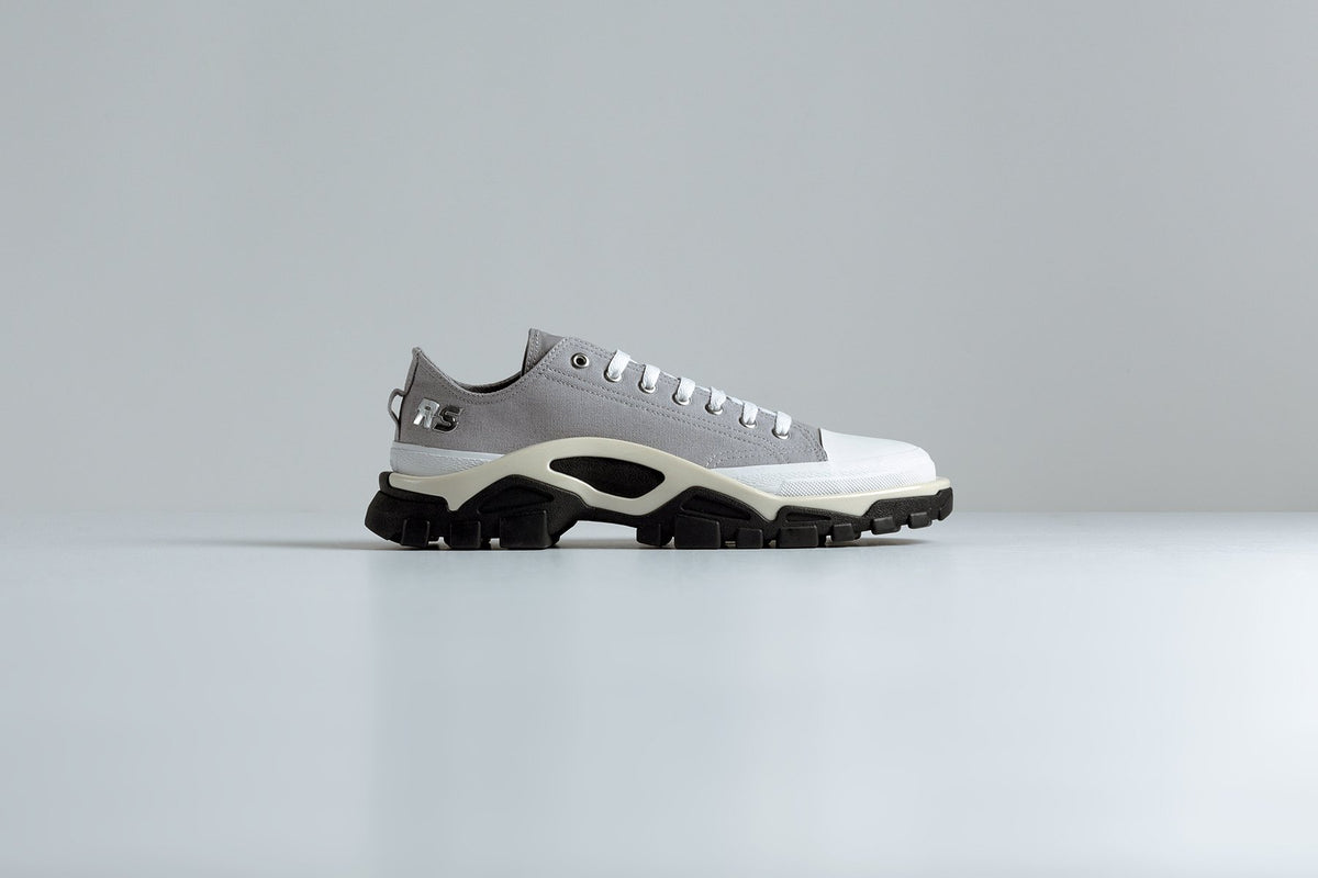 adidas gazelle silver green womens adidas by Raf Simons Detroit Runner [B27937] – Extra Butter