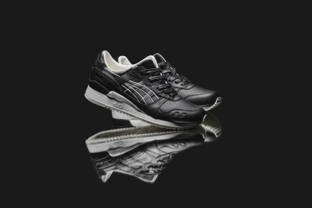 Asics Gel-Lyte III 'Tuxedo' Available Now