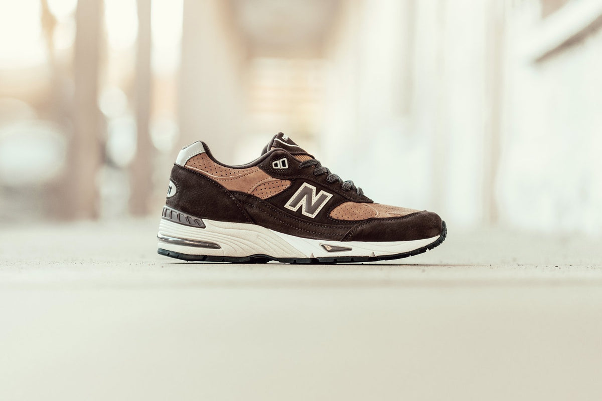 New Balance 991 "Dark Brown/Tan" Available Now