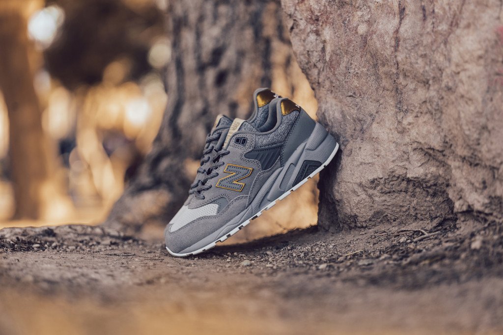 New Balance Women's 580 'Molten Metal' Available Now