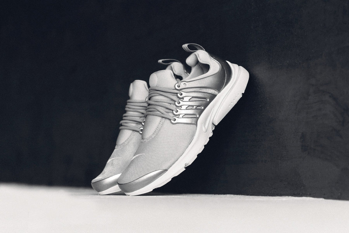 Nike Air Presto "Metallic Silver/Pure Platinum" Available Now