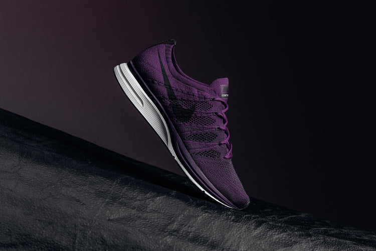 NIKE Flyknit Trainer Black Purple Red Mens 9.5 US Nike Flyknit Trainer University Red for Sale | Authenticity  main image 2