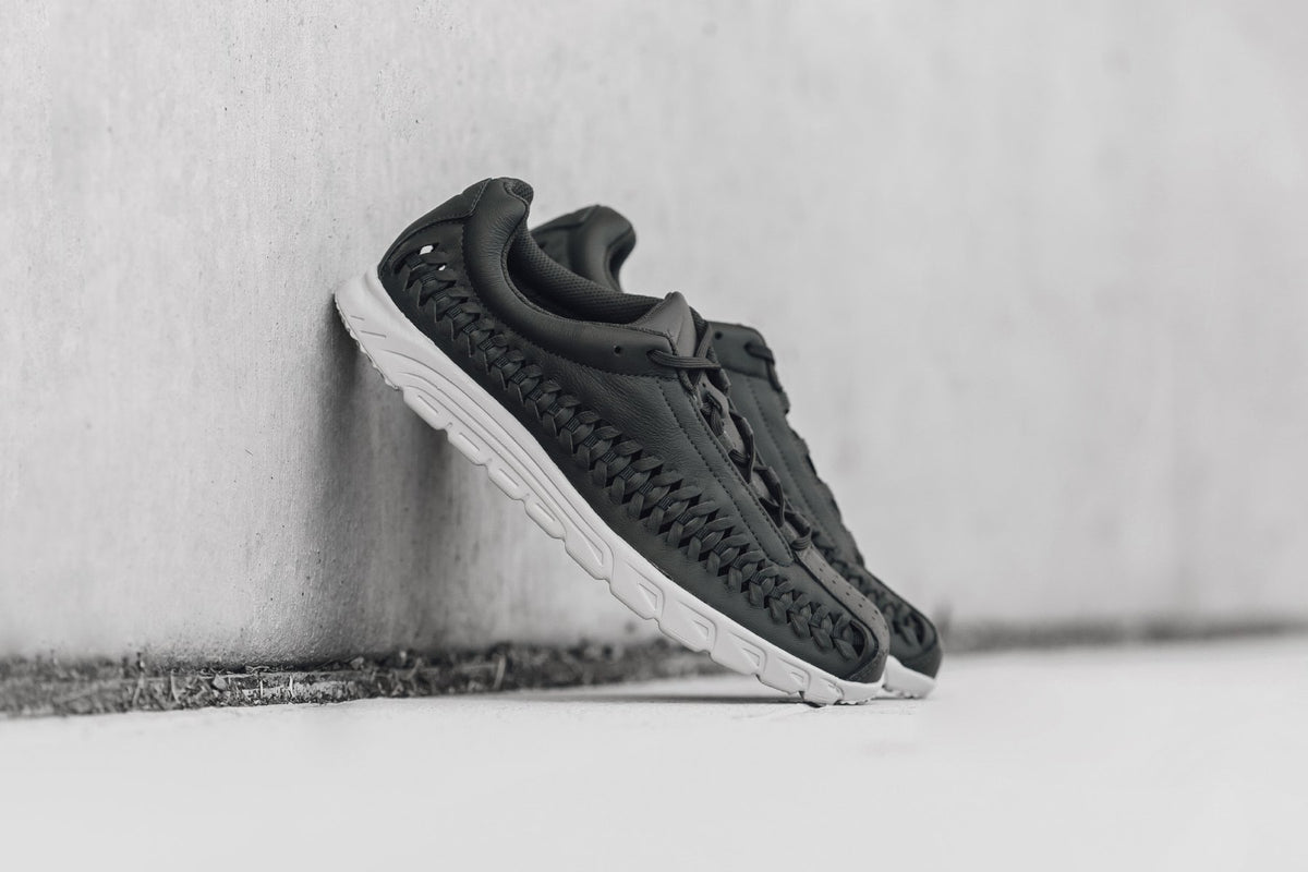 Nike Mayfly Woven "Sequoia/Pale Grey" Available Now