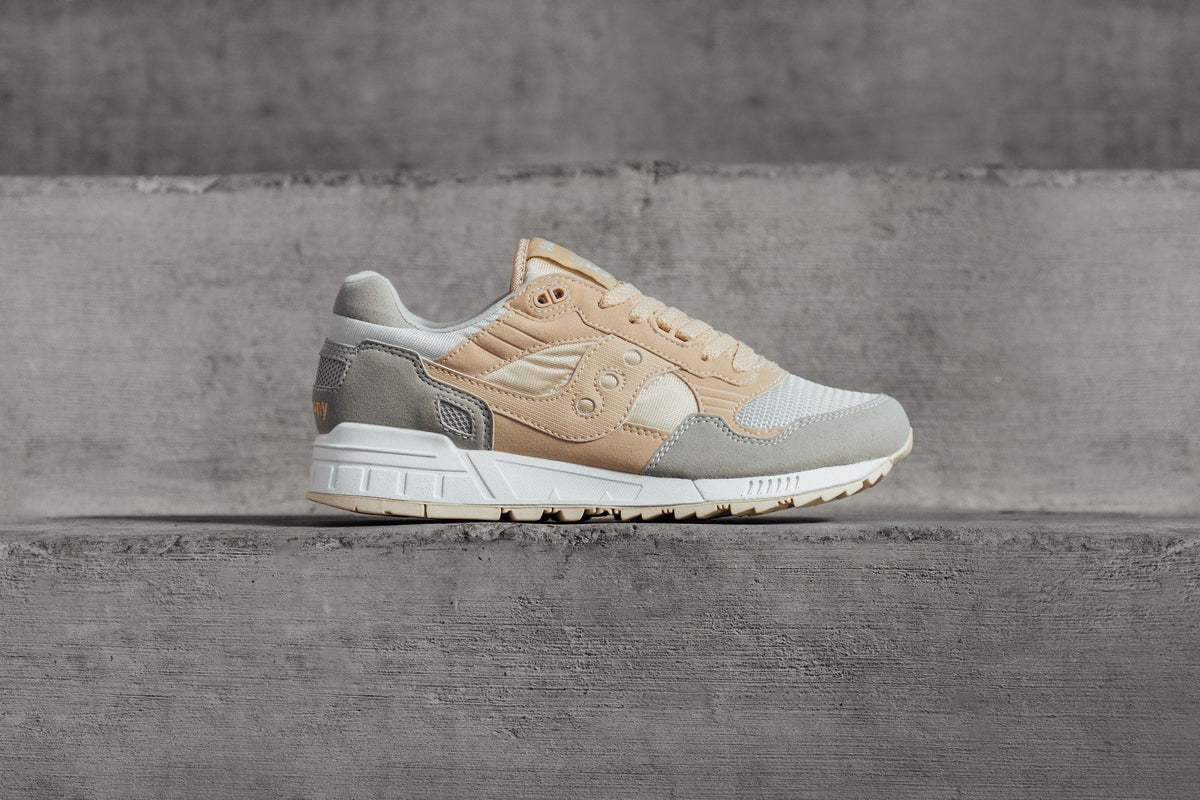 Saucony Shadow 5000 'Light Tan' Available Now