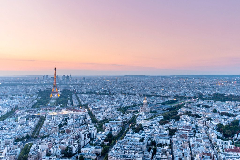 A 4K Hyperlapse Tour of Paris