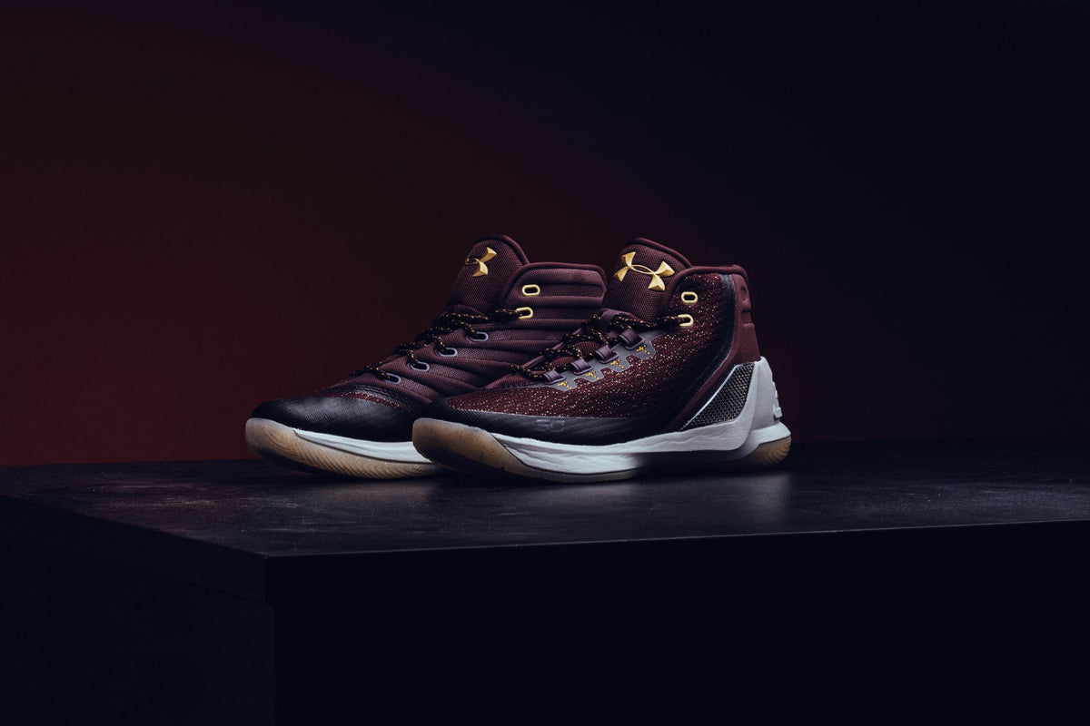 Under Armour Curry 3 "Magi" Available Now