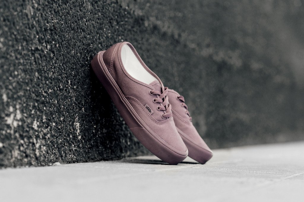 Vans Women's Mono Authentic Lite In Mauve Available Now