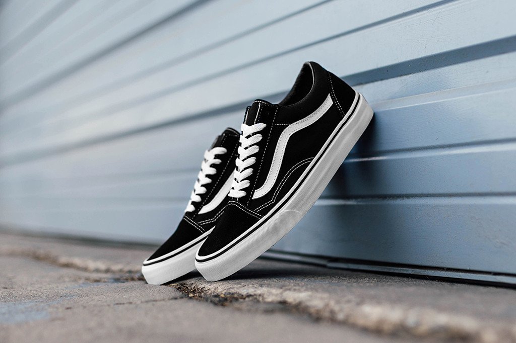 Vans Old Skool In Black/White Available Now