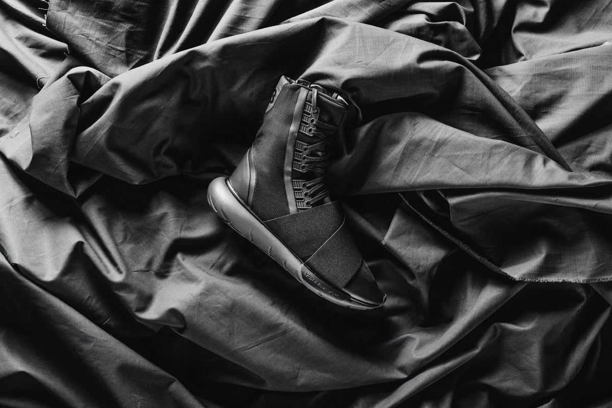 Y-3 Qasa Boot "Core Black" Available Now