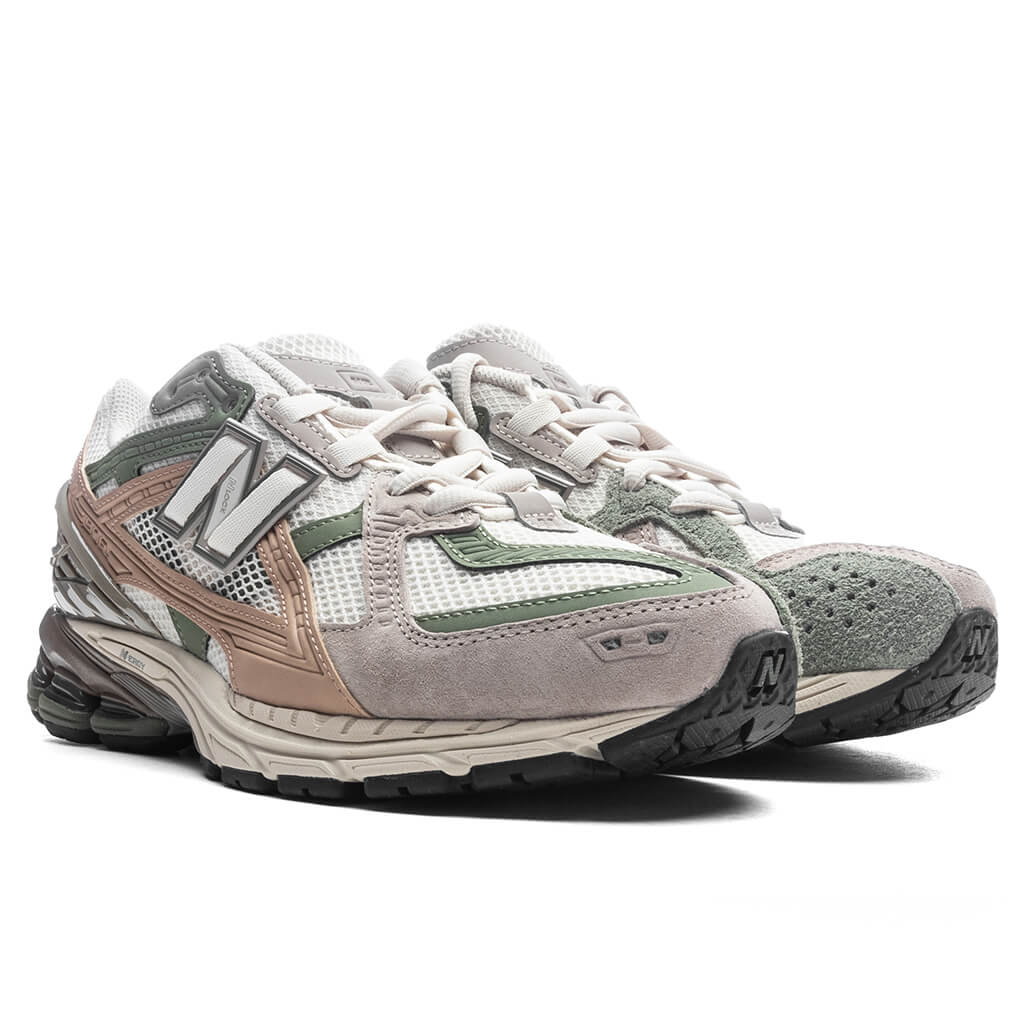 1906 Utility - Linen/Dark Olivine/Flat Taupe – Feature