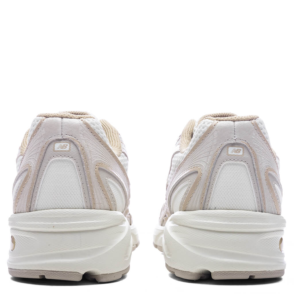 なにゅ　アイボリー New Balance Men's 550 White / Incense / Driftwood Low Top Sneakers