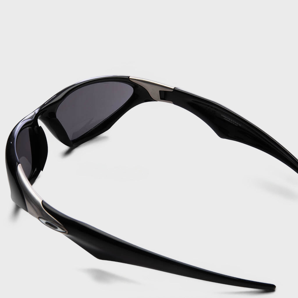 MUZM Scar - Polished Black/Prism Black – Feature