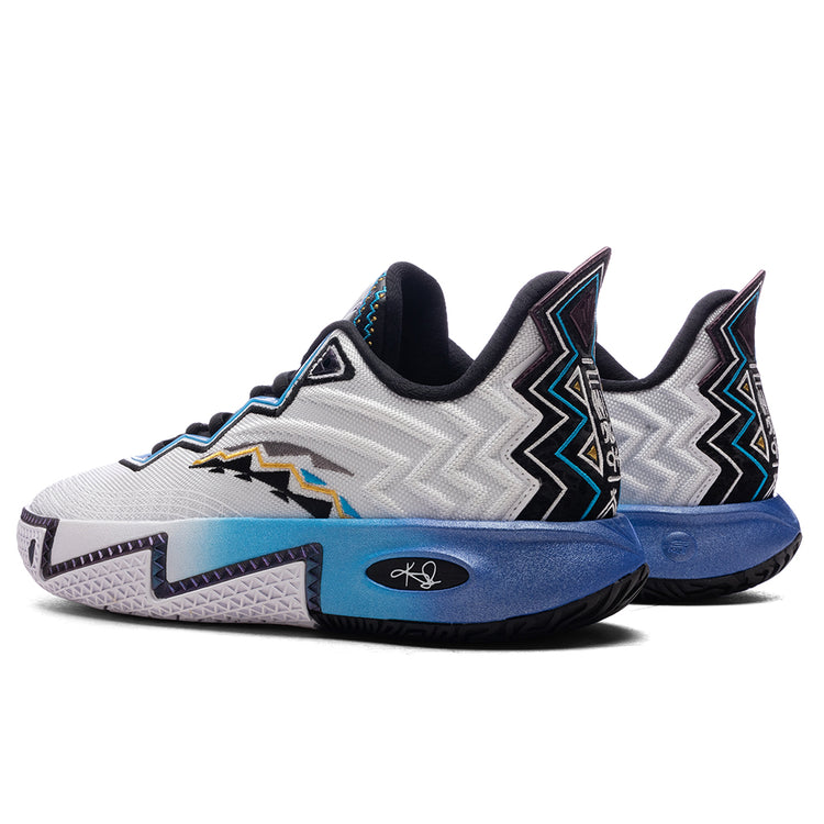 ANTA x Kyrie Irving Kai 'Dallas' White/Black – Feature