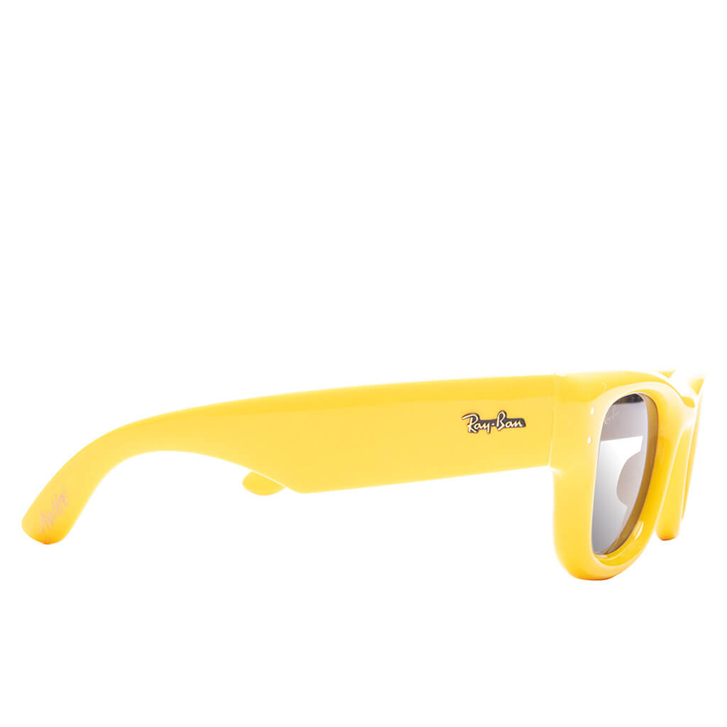 A$AP Rocky x Ray-Ban Wayfarer Puffer - Polished Yellow – Feature