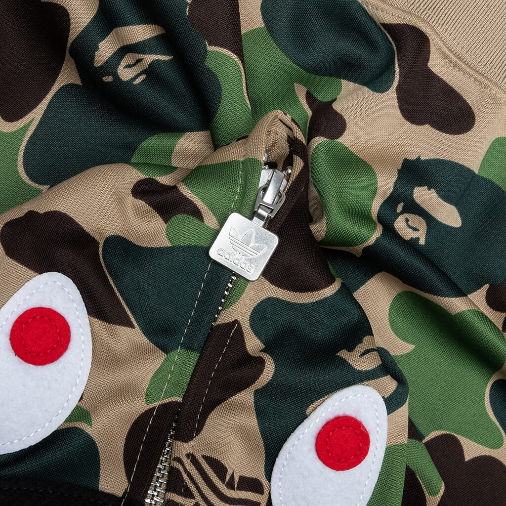 adidas SHARK TRACK HOODIE BAPE クルーグリーン BAPE x adidas Shark Track Hoodie KF4916 | OVERKILL