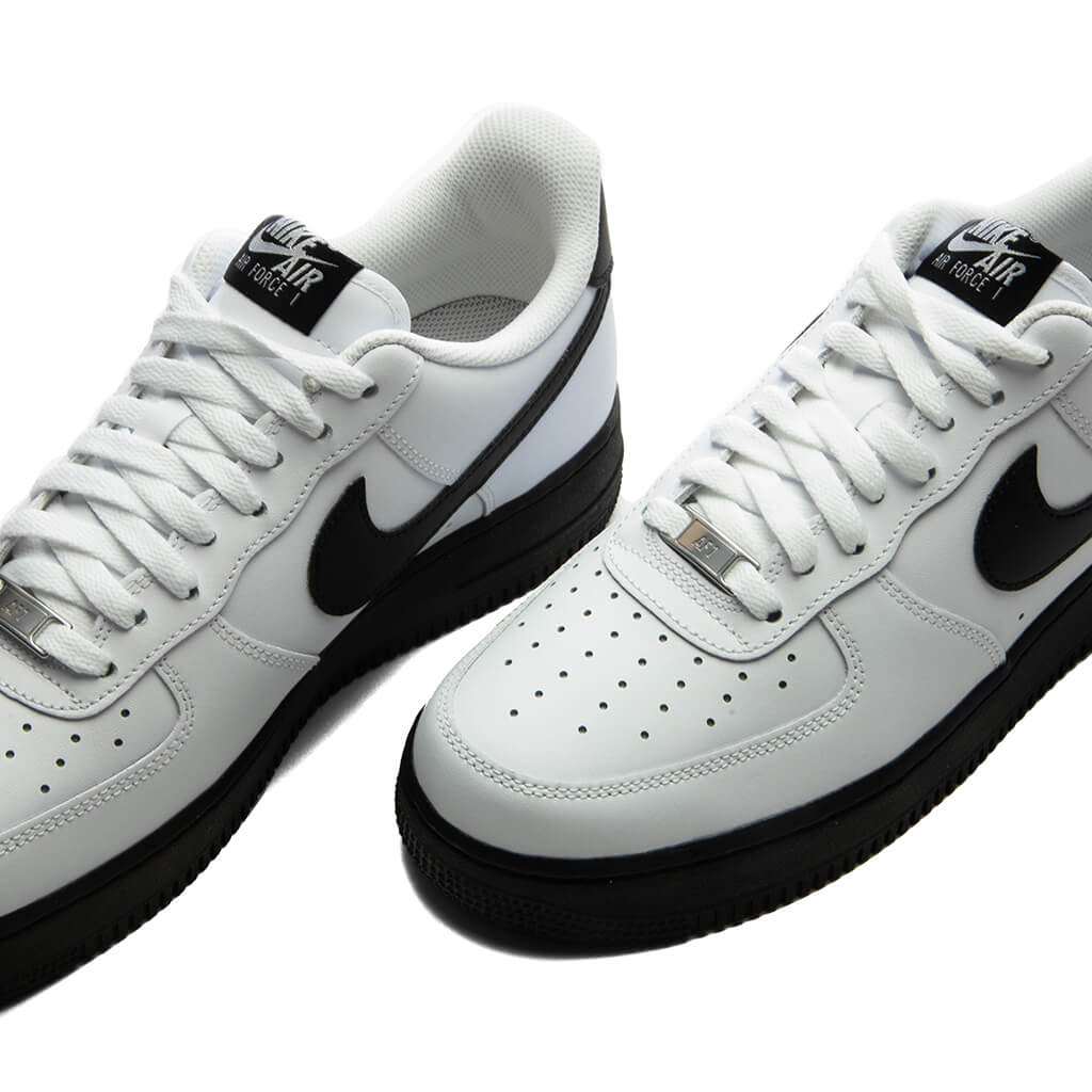 Air Force 1 '07 - White/Black – Feature