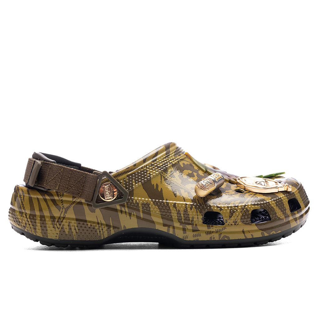 Crocs x Aries Arise Classic Clog - Dark Algae – Feature