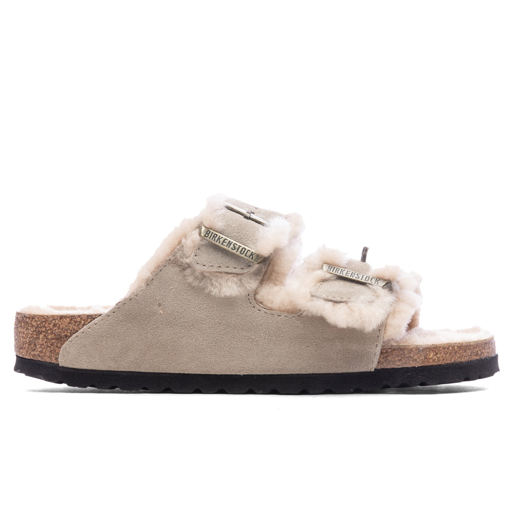 Women's Arizona Shearling - Taupe – Feature