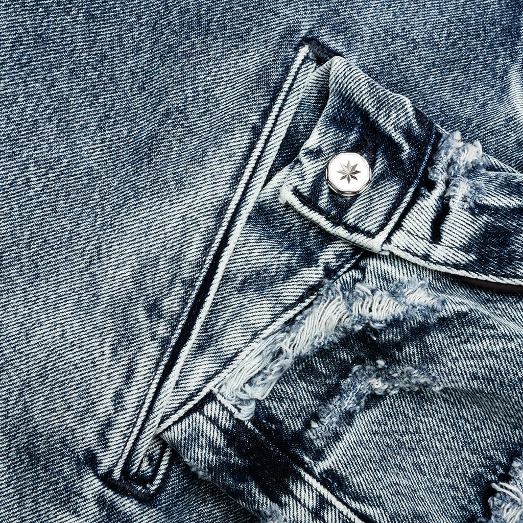 Feature