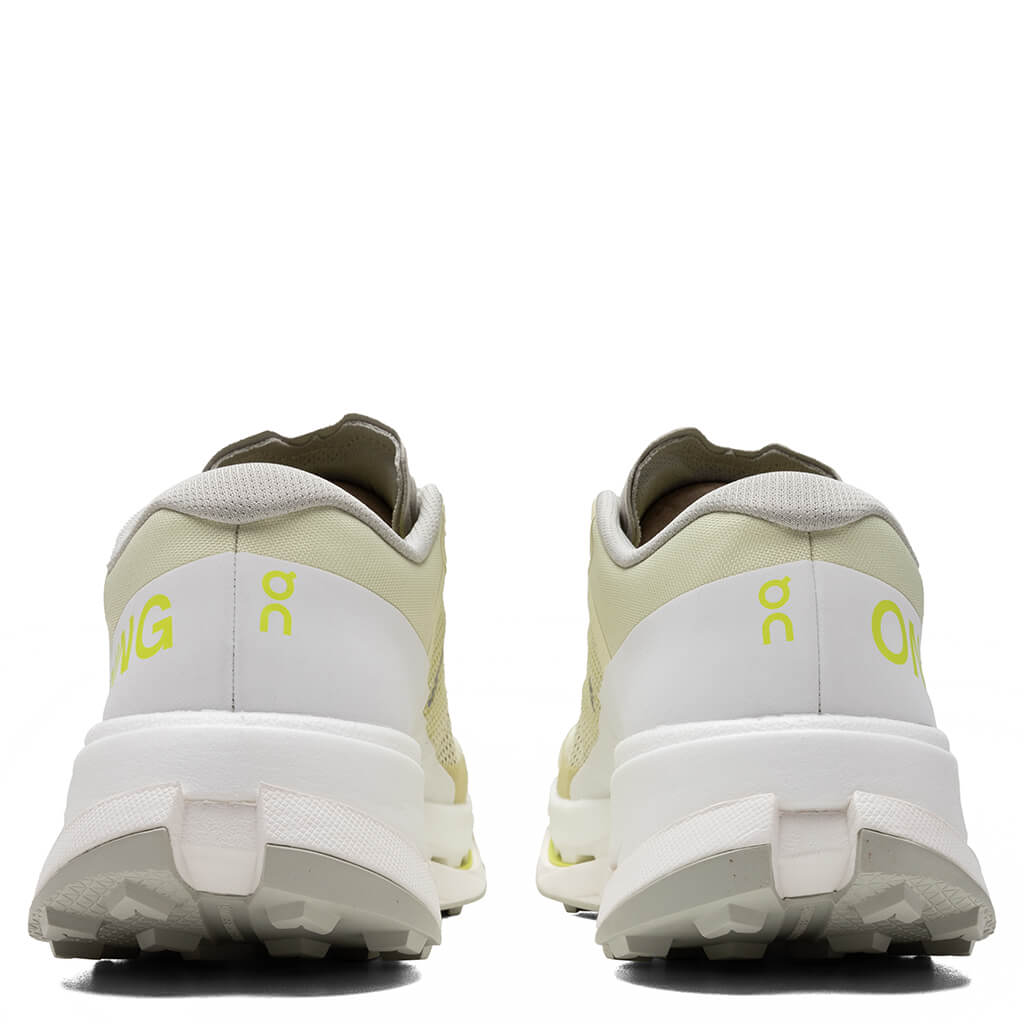 Cloudultra 3 - Pelican/White – Feature