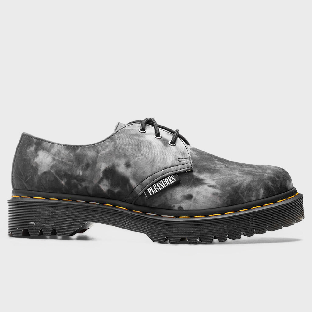 Dr. Martens x Pleasures 1461 Bex - Black/White Tie Dye – Feature