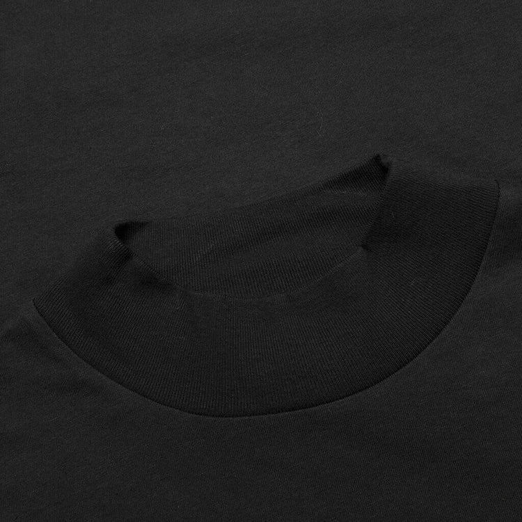 Tee - Jet Black – Feature