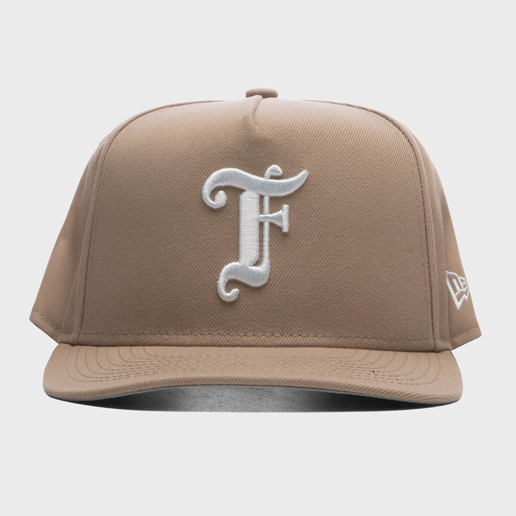 9FIFTY Curved A-Frame Old English F Snapback - Camel