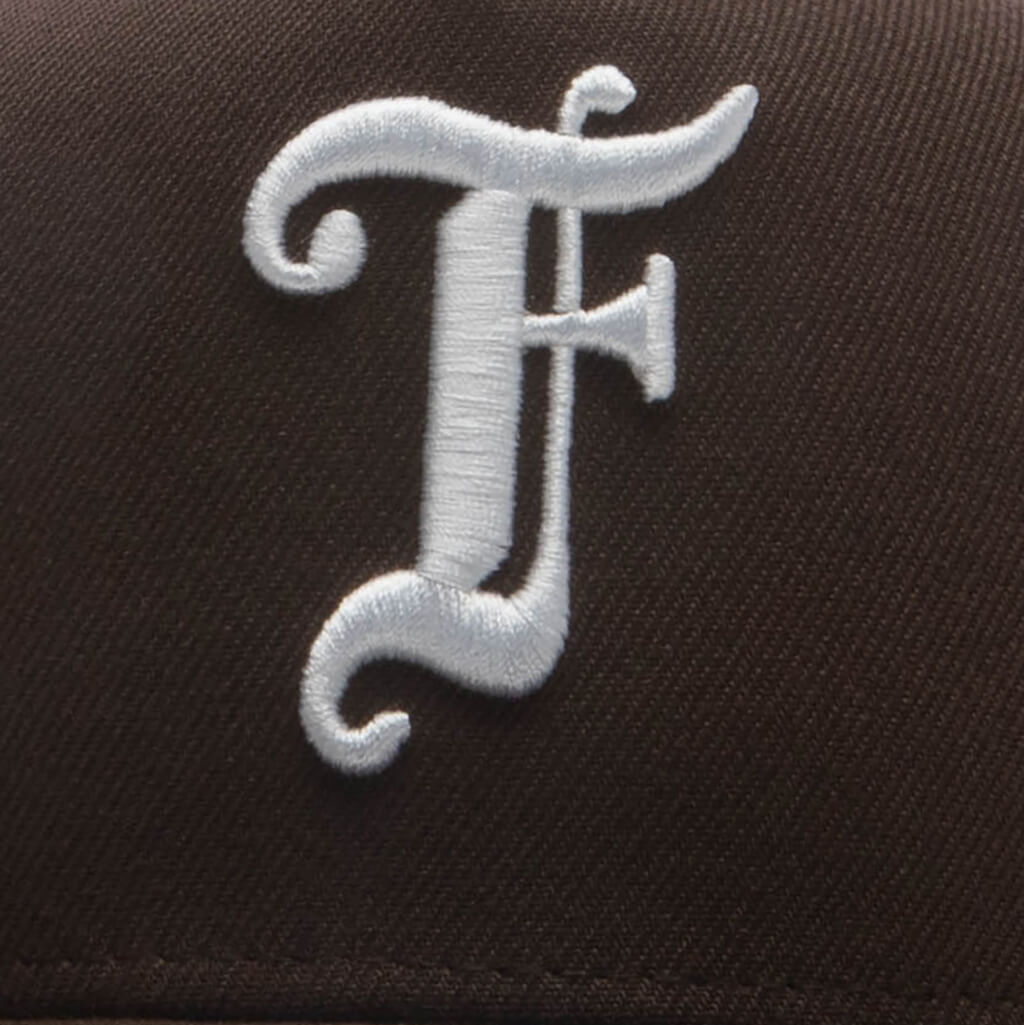 9FIFTY Curved A-Frame Old English F Snapback - Walnut