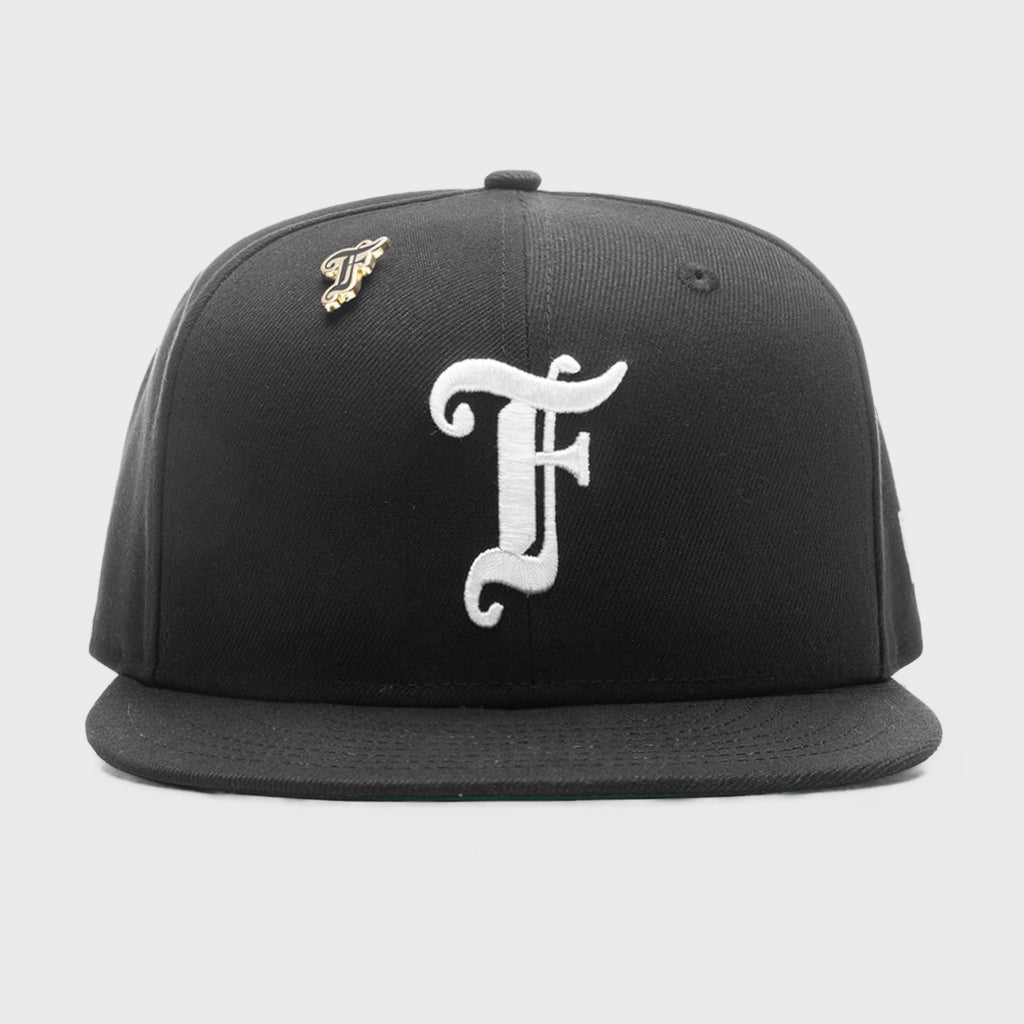 Old English F Snapback Hat w/ Pin - Black