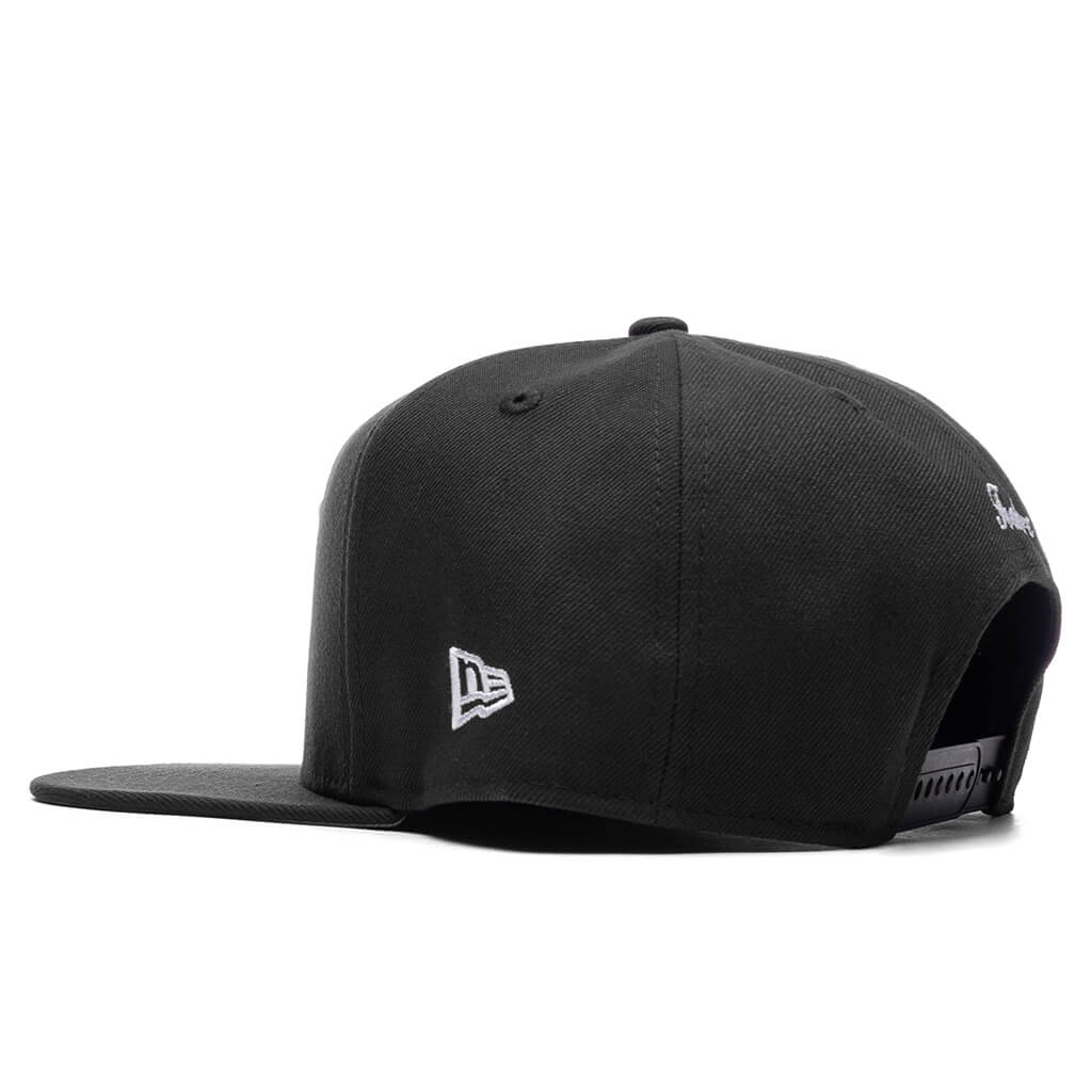 Feature x New Era 9FIFTY Curved A-Frame Old English F Snapback - Black