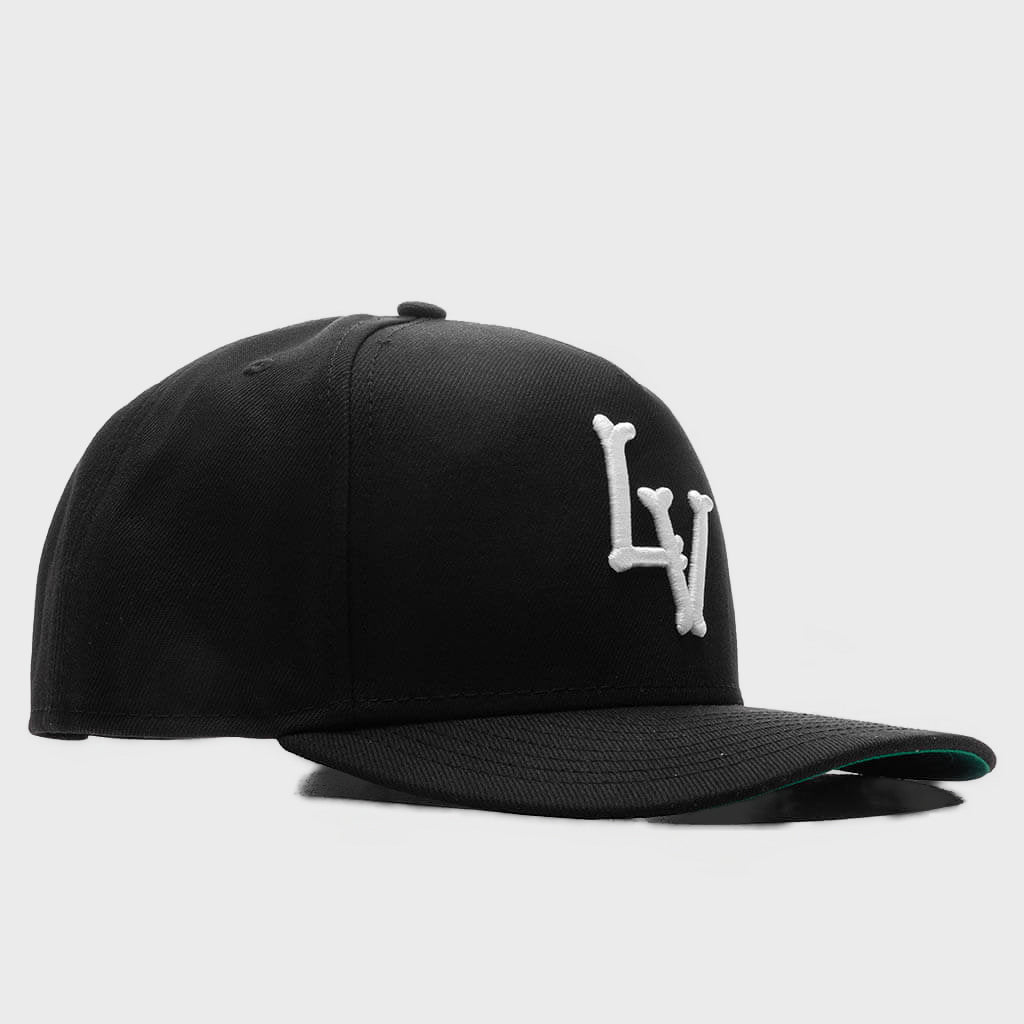 FEATURE x New Era 9FIFTY A-Frame Snapback Curve 'LV' Bones - Black