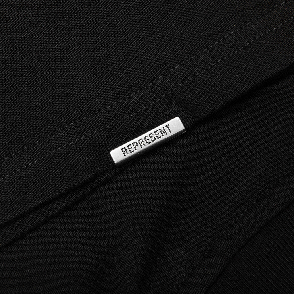 Giants T-Shirt - Jet Black – Feature