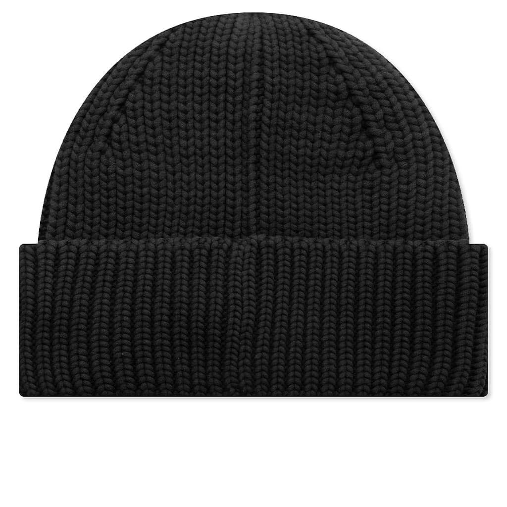 Damian Star Beanie - Black – Feature