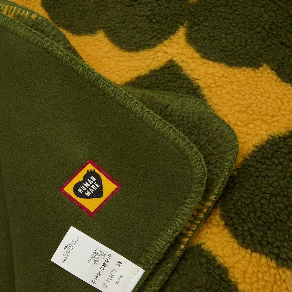 Heart Fleece Blanket - Olive Drab – Feature